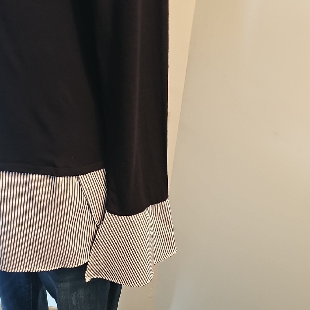 White House Black Market Black Top with Striped Hem - Picture 5 of 9